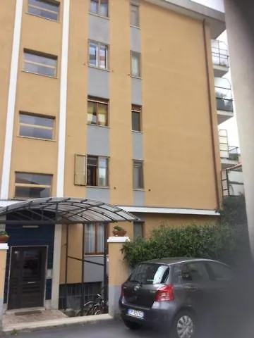 Interno 12 Apartment Varazze Italy