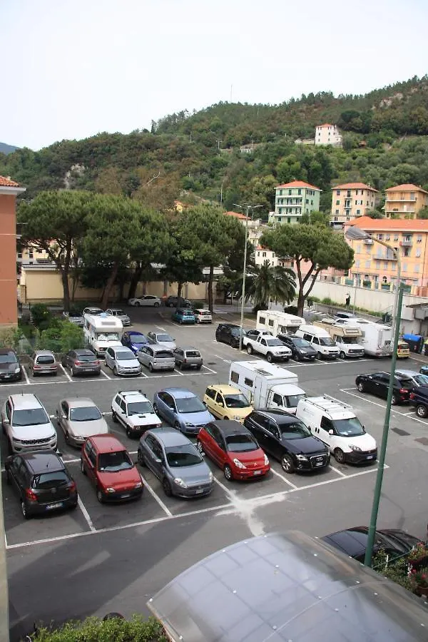 Interno 12 Apartment Varazze 0*,