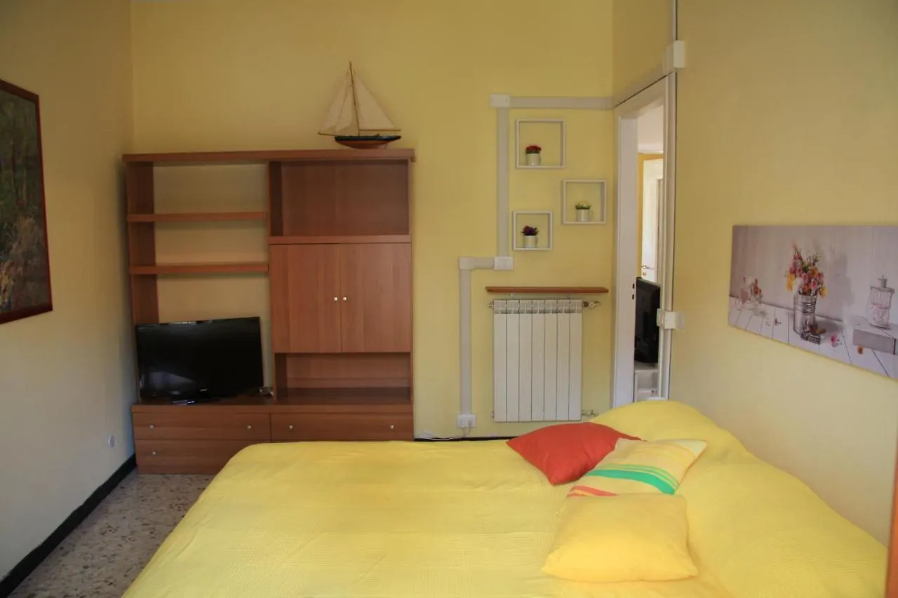 Interno 12 Apartment Varazze 0*,