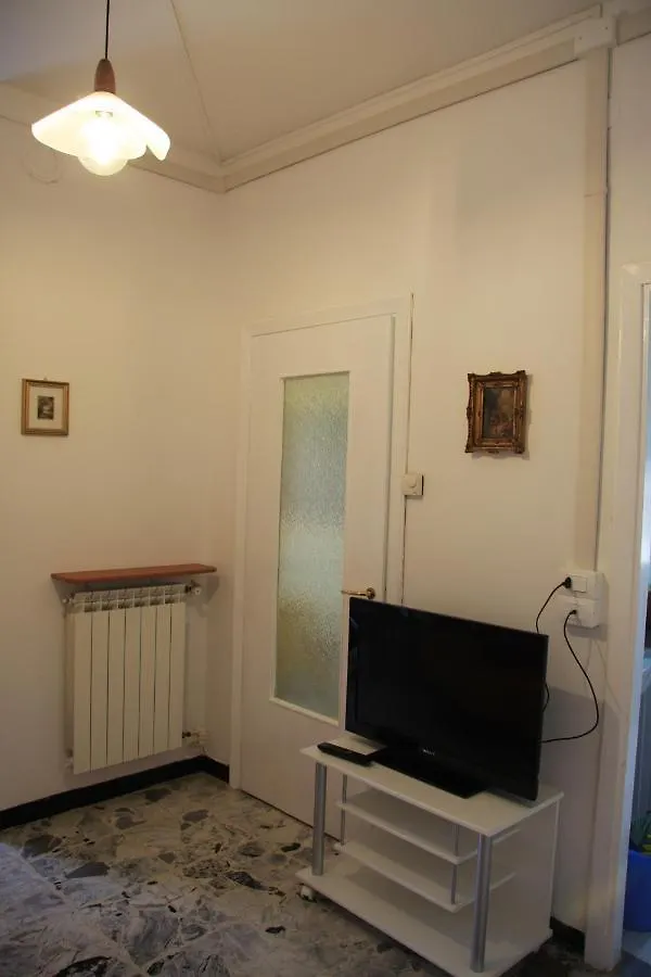 Interno 12 Apartment Varazze